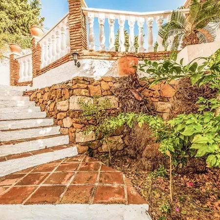 San Juan De Capistrano Sleeps 6 With Pool Air Con And Wifi Villa